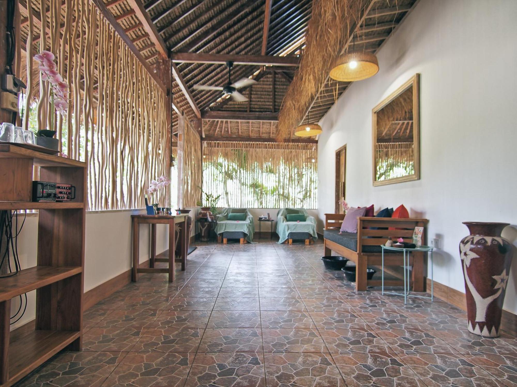 Coco Breeze Spa Hotel Gili Air Exterior foto