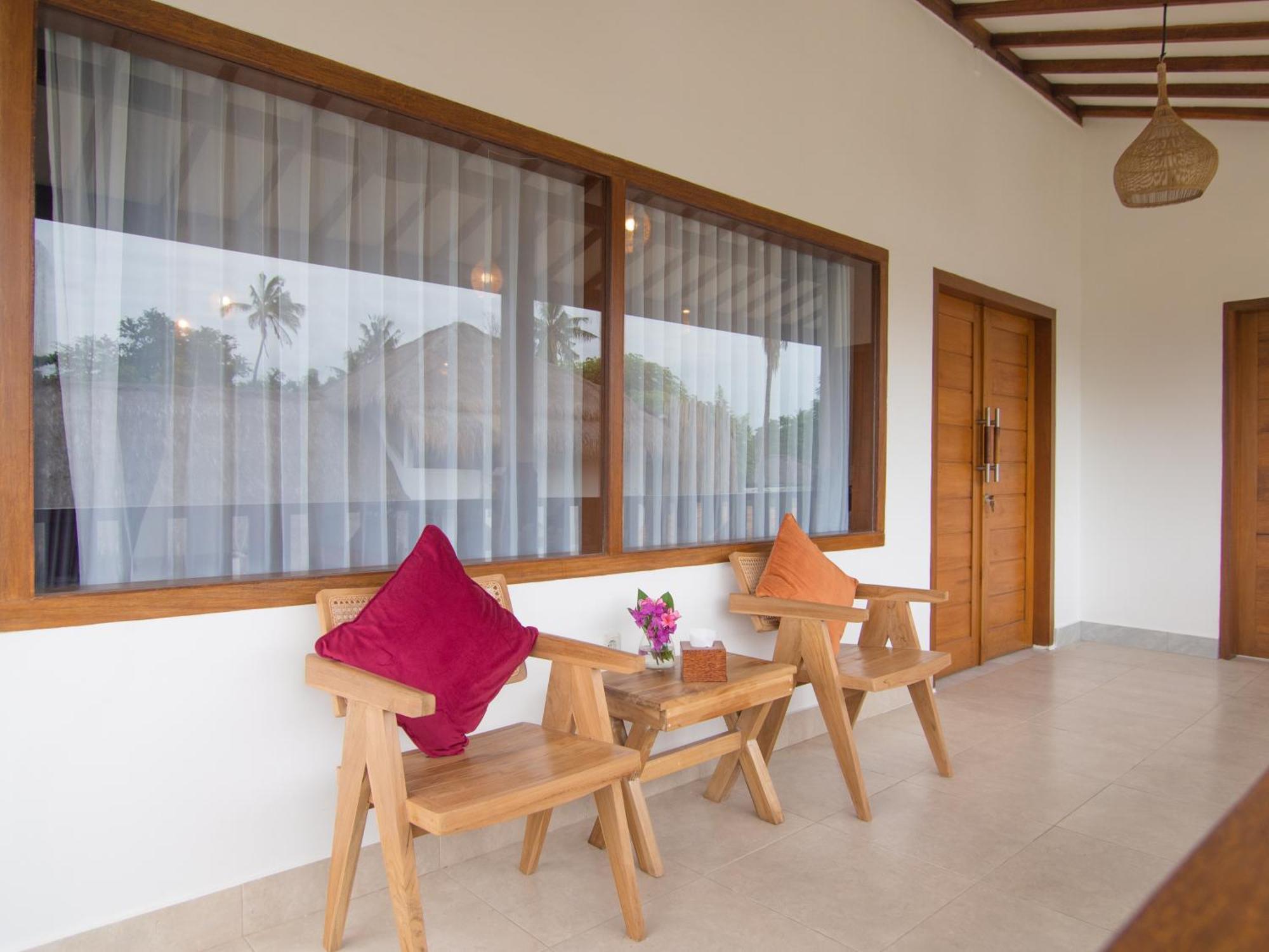 Coco Breeze Spa Hotel Gili Air Exterior foto